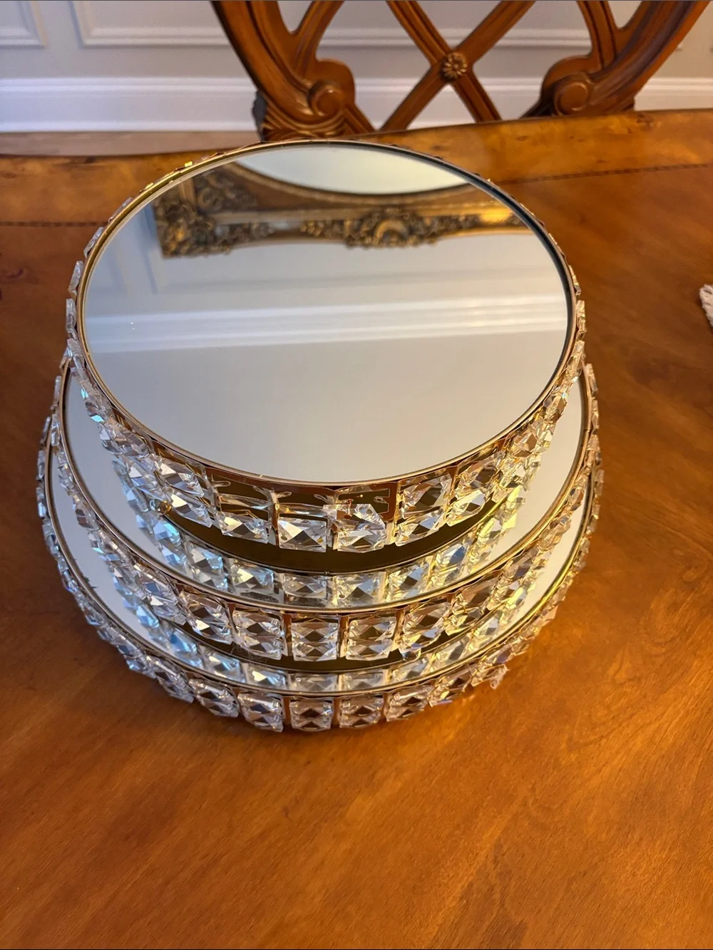 Gorgeous 3-Tier Crystal Mirrored Cake Stand